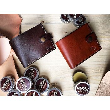 Martin Vozniak - Ruční, zakázková výroba https://www.facebook.com/HMLeatherGoods/ Martin Vozniak - Ruční, zakázková výroba https://www.facebook.com/HMLeatherGoods/